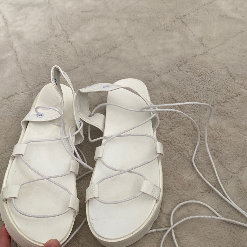White Strap-up platform sandals